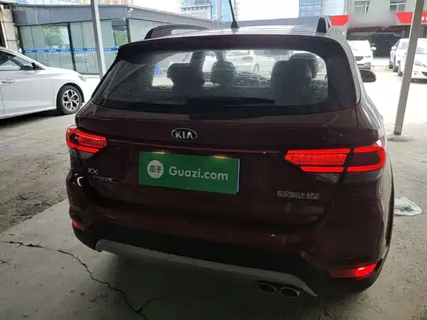 Kia KX CROSS 2018