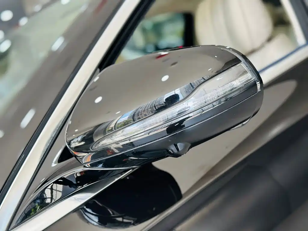 Mercedes-Benz E-Class 2021 — фото 12