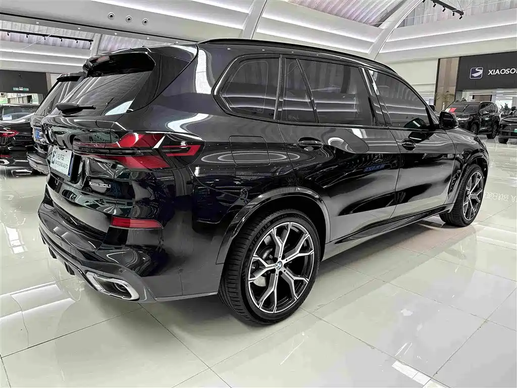 BMW X5 2025 — фото 23