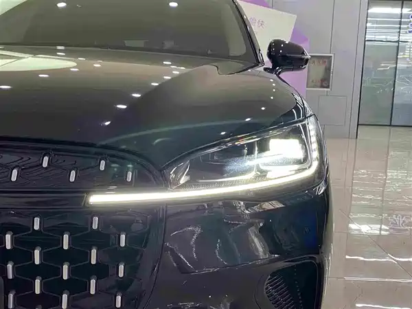 Lincoln Corsair 2025