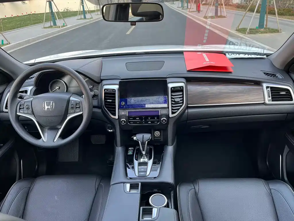 Honda UR-V 2018 — фото 9