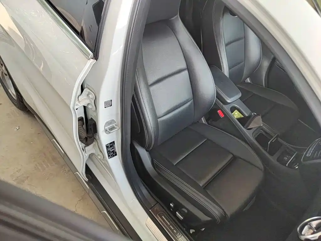 Mercedes-Benz GLA 2018 — фото 25