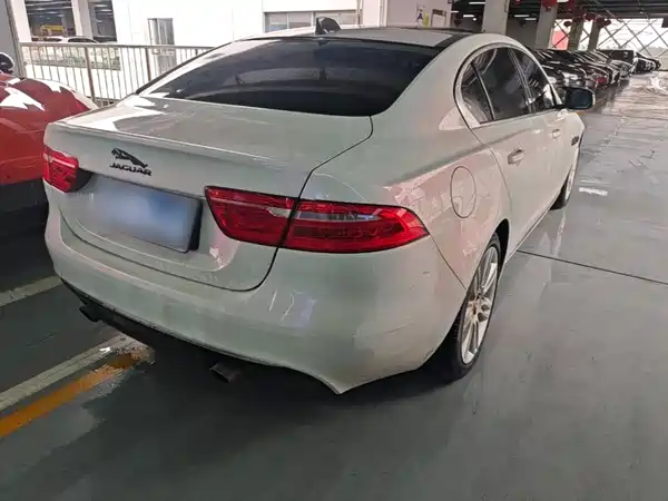 Jaguar XEL 2018
