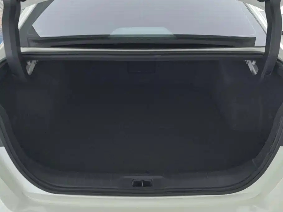 Nissan Teana 2021
