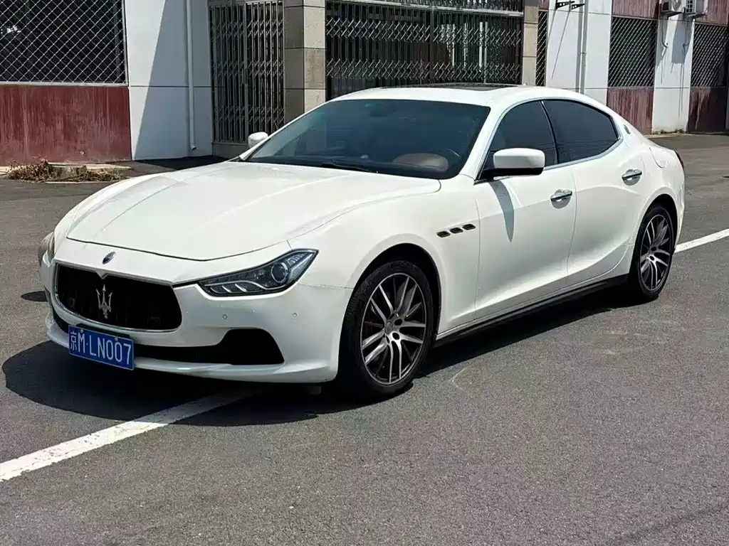 Maserati Ghibli 2016 — фото 1
