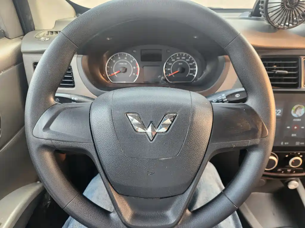 Wuling Rongguang V 2017 — фото 10