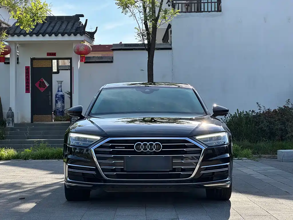 Audi A8 2019 — фото 2