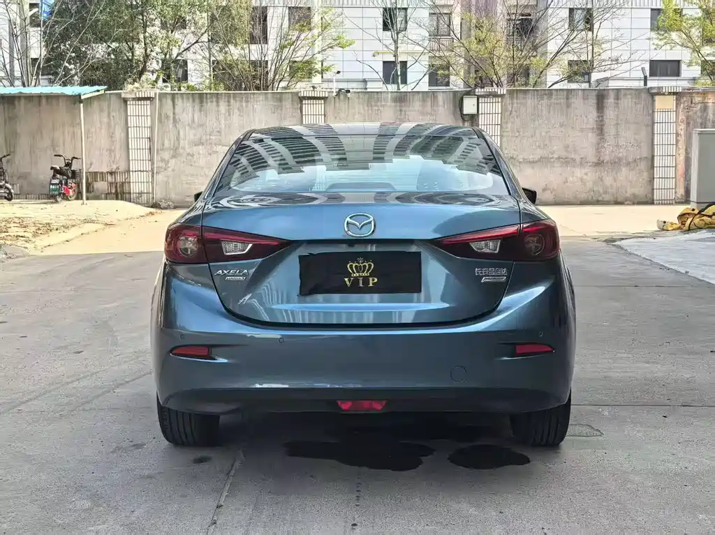 Mazda 3 Axela 2018