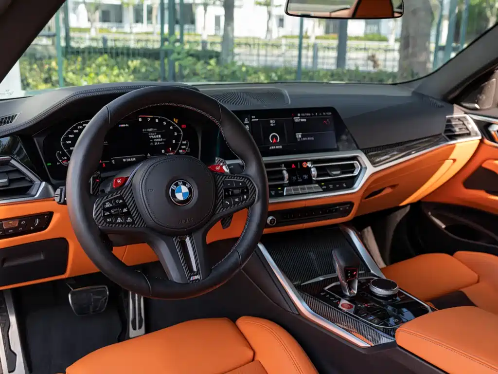 BMW M4 2023 — фото 10