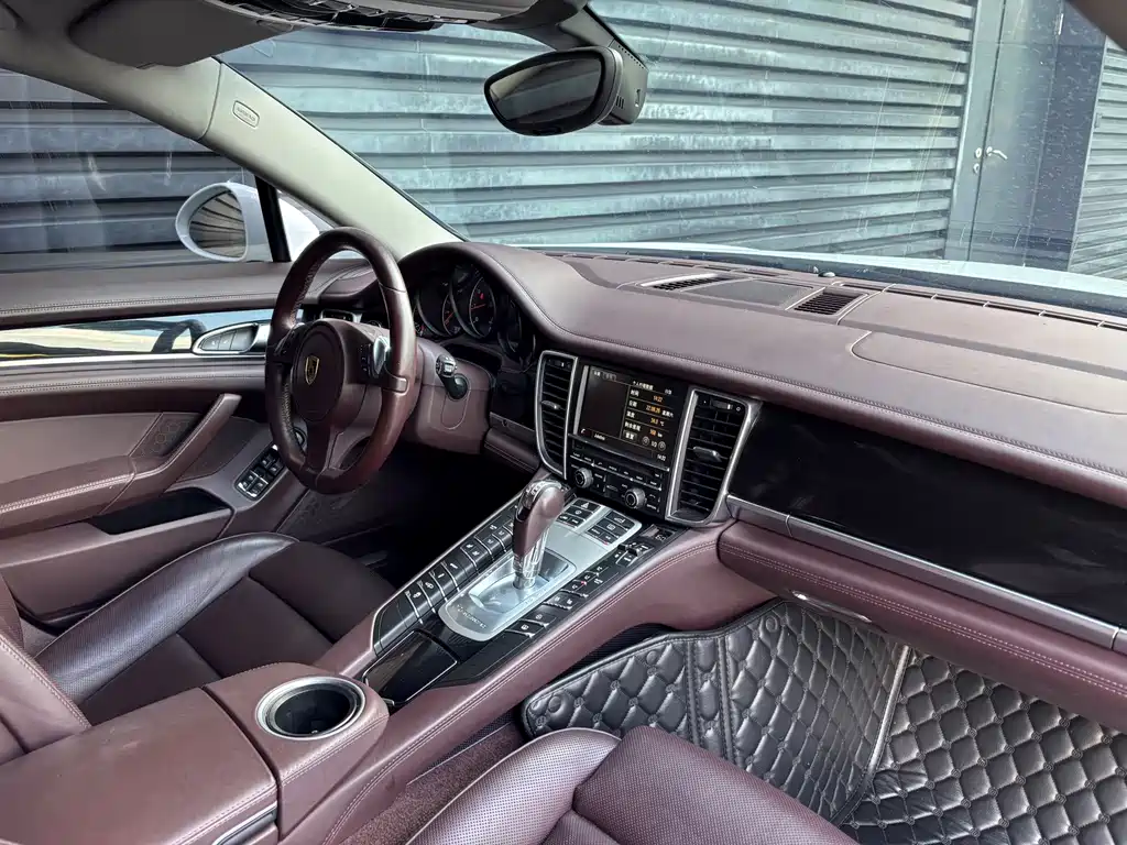 Porsche Panamera 2016 — фото 12
