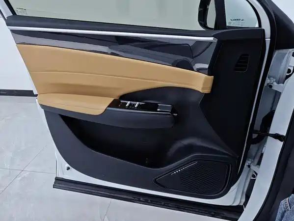 Geely Galaxy L7 2024