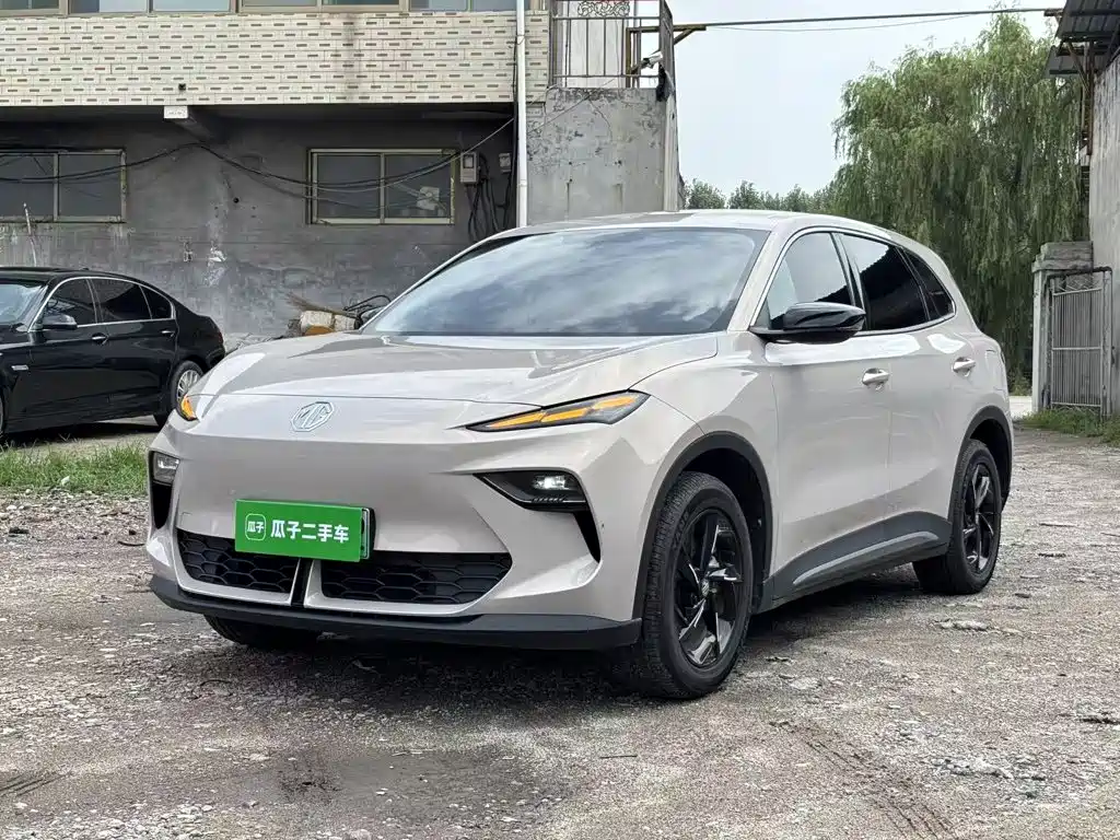 MG ES5 2025
