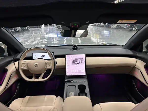 NIO ET5T 2025