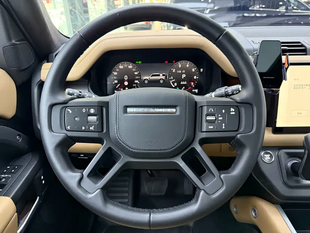 Land Rover Defender 2026 — фото 10