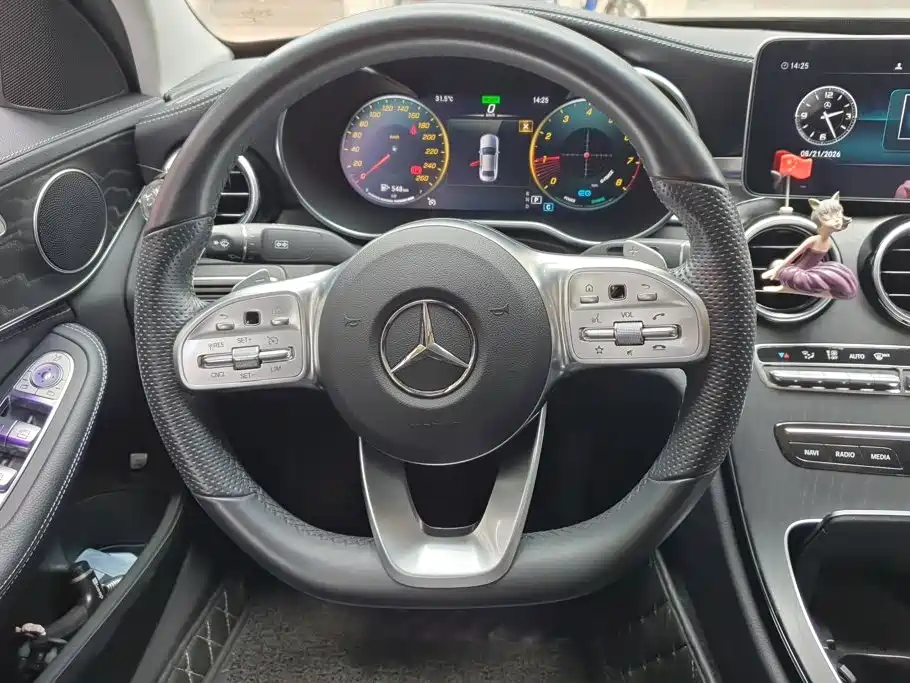 Mercedes-Benz C-Class 2020 — фото 15