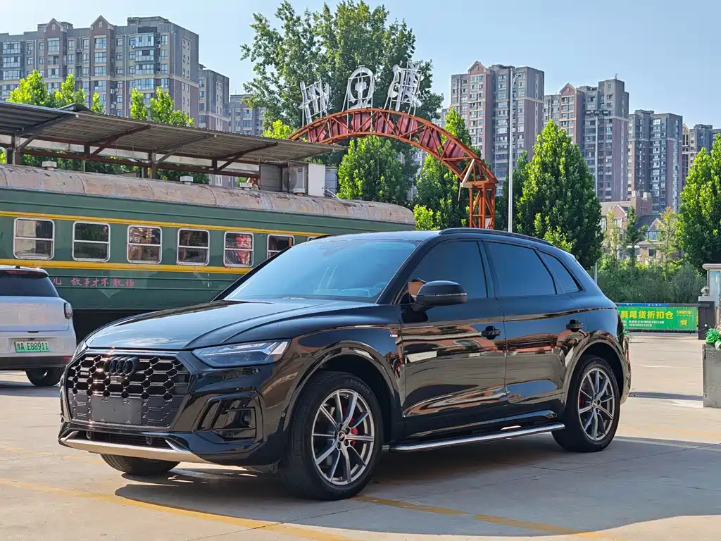 Audi Q5L 2023