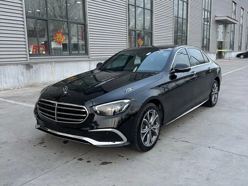 Mercedes-Benz E-Class 2022 — фото 2
