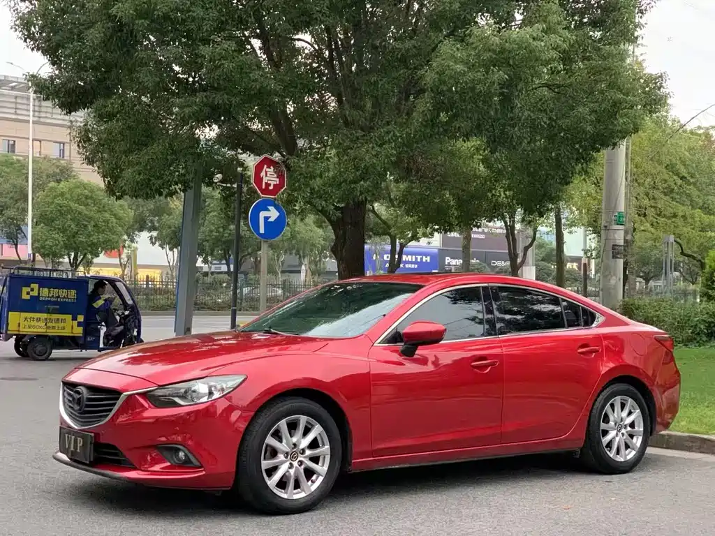 Mazda Atenza 2015