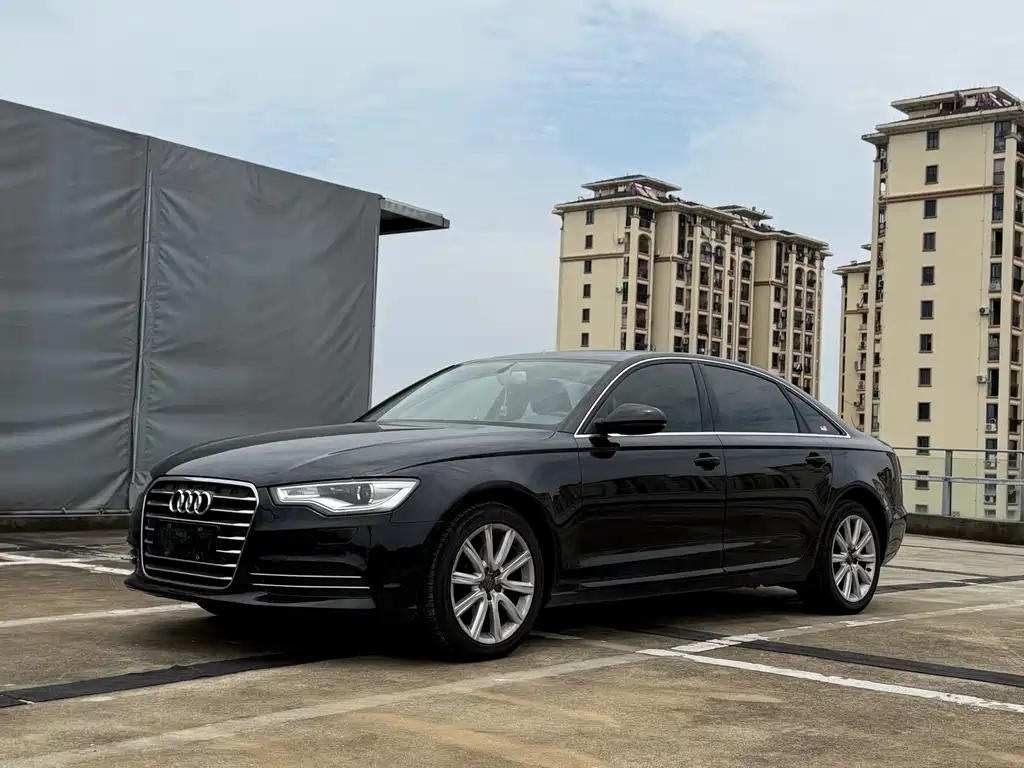 Audi A6L 2016 — фото 1