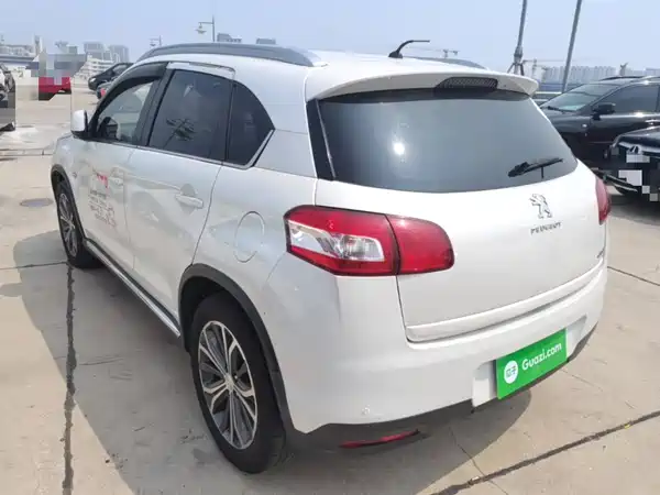 Peugeot 4008 2014