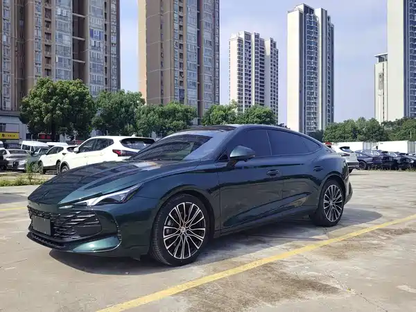 MG MG7 2024