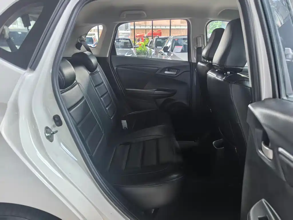 Honda Fit 2015 — фото 11