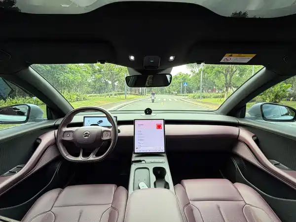 NIO ET5T 2024