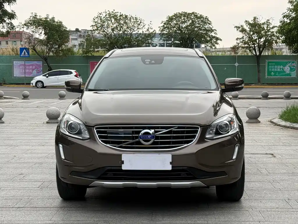 Volvo XC60 2016 — фото 2