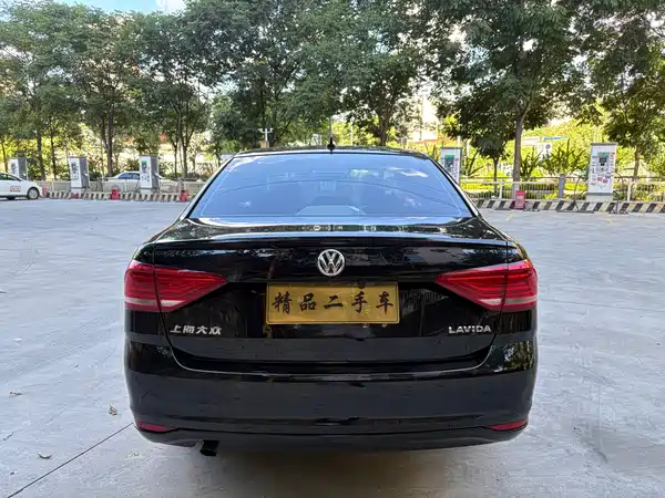 Volkswagen Lavida 2016