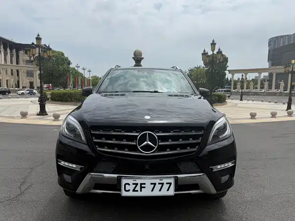 Mercedes-Benz M-Class 2015