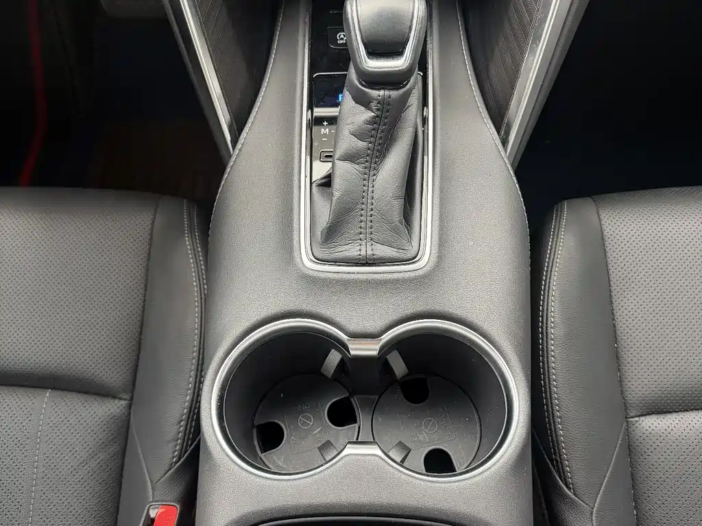 Toyota Harrier 2023 — фото 9