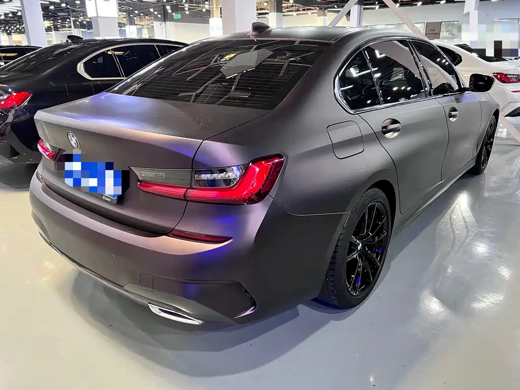 BMW 3 Series 2021 — фото 19