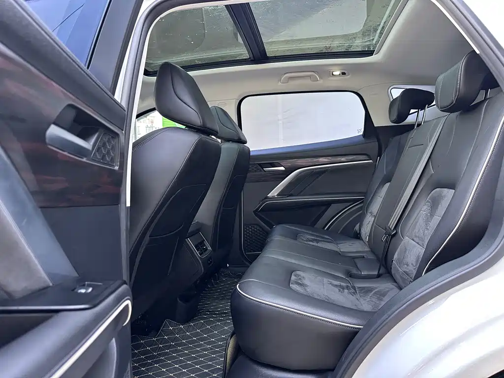 Haval H6 2023 — фото 10