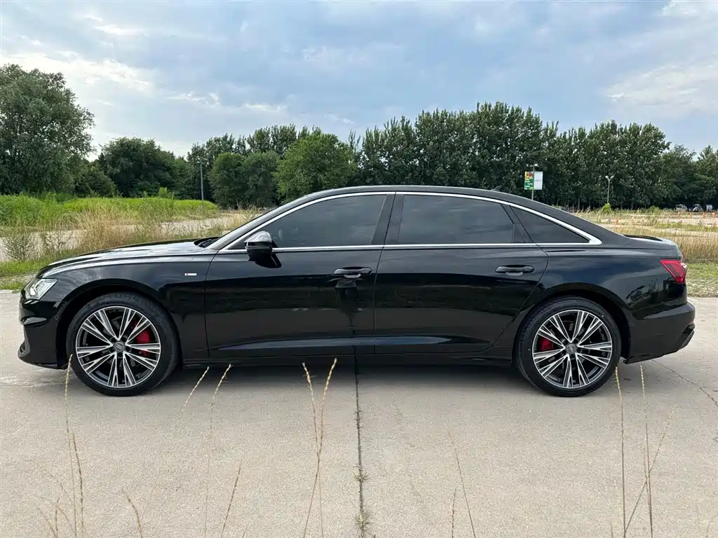 Audi A6L 2021