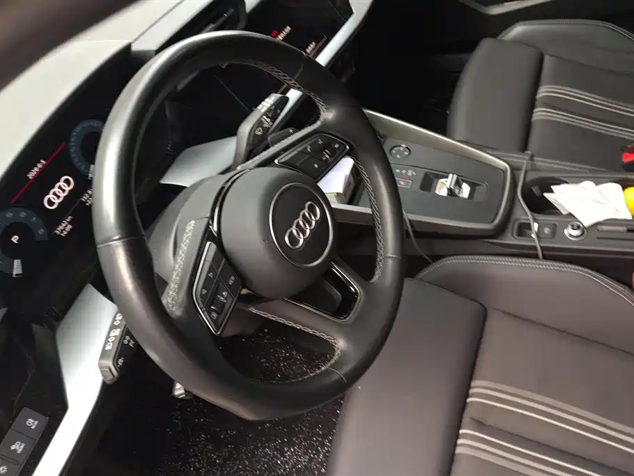 Audi A3 2024 — фото 15
