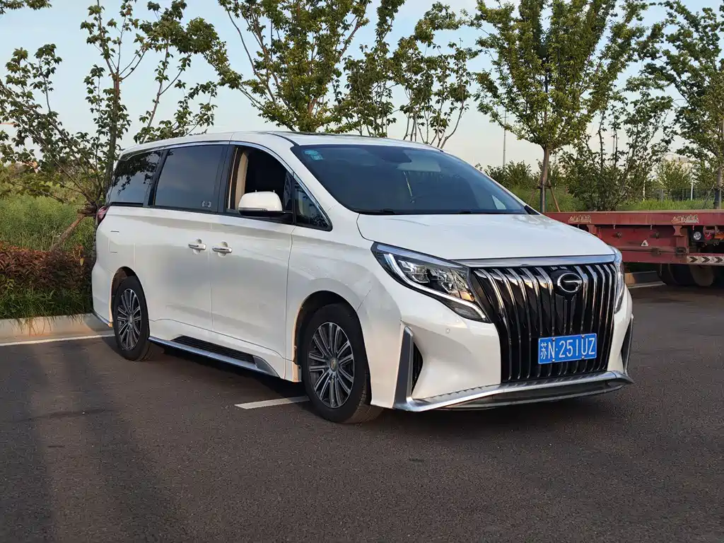 GAC Motor Trumpchi M8 2020 — фото 3