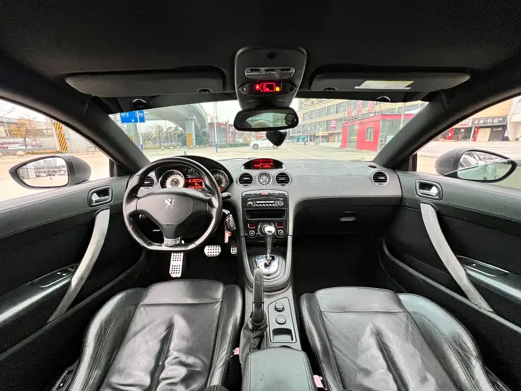 Peugeot RCZ 2013 — фото 11