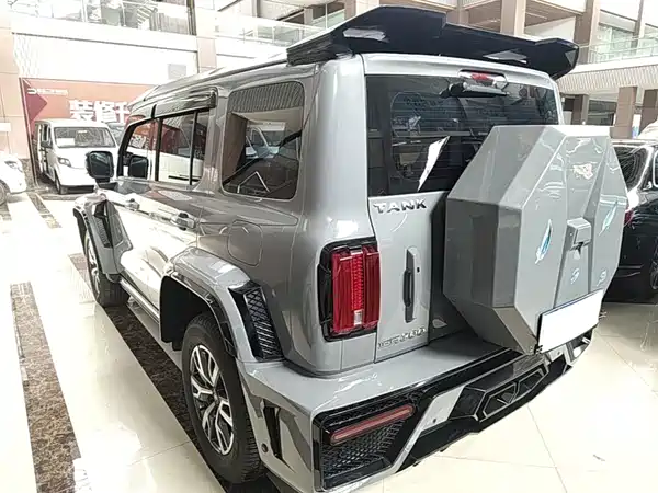 Tank 300 2022