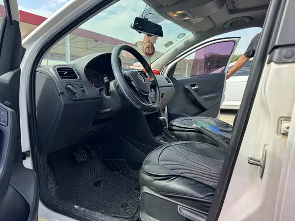 Volkswagen Polo 2016