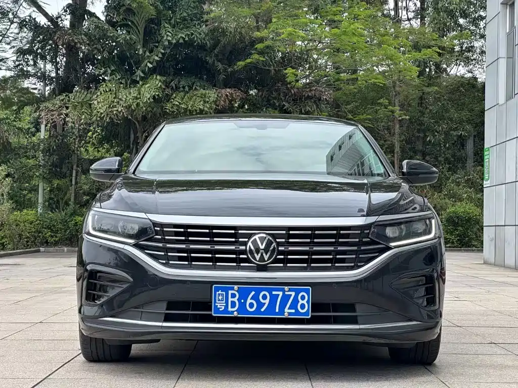 Volkswagen Passat 2023 — фото 2