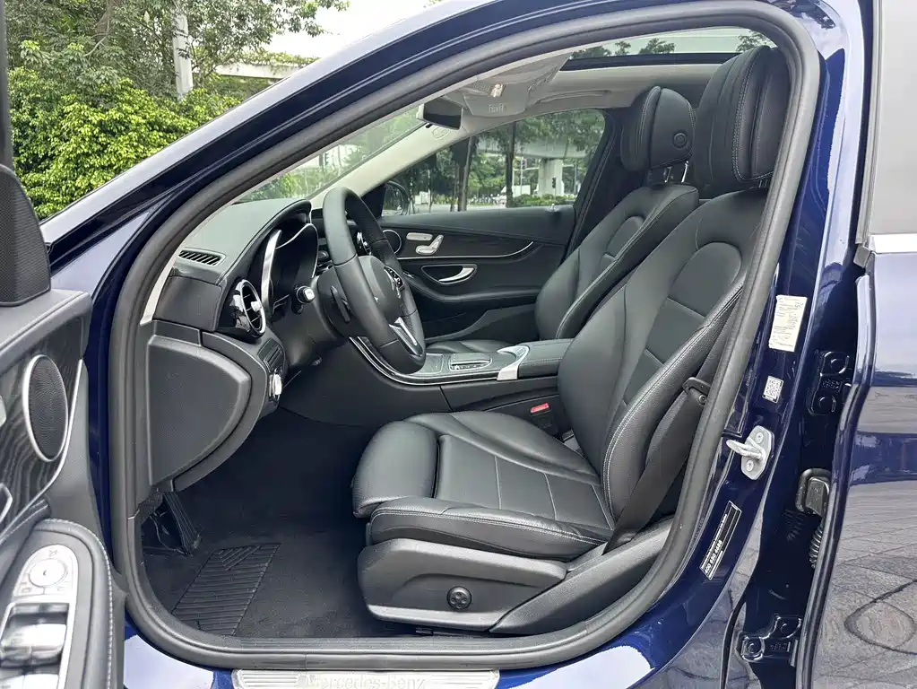 Mercedes-Benz C-Class 2019