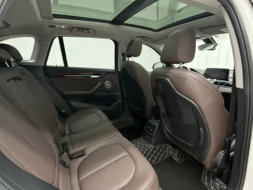 BMW X1 2022 — фото 18