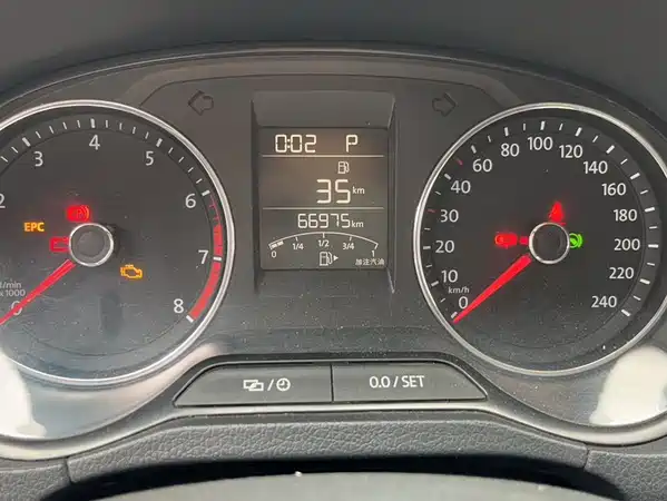 Volkswagen Polo 2016