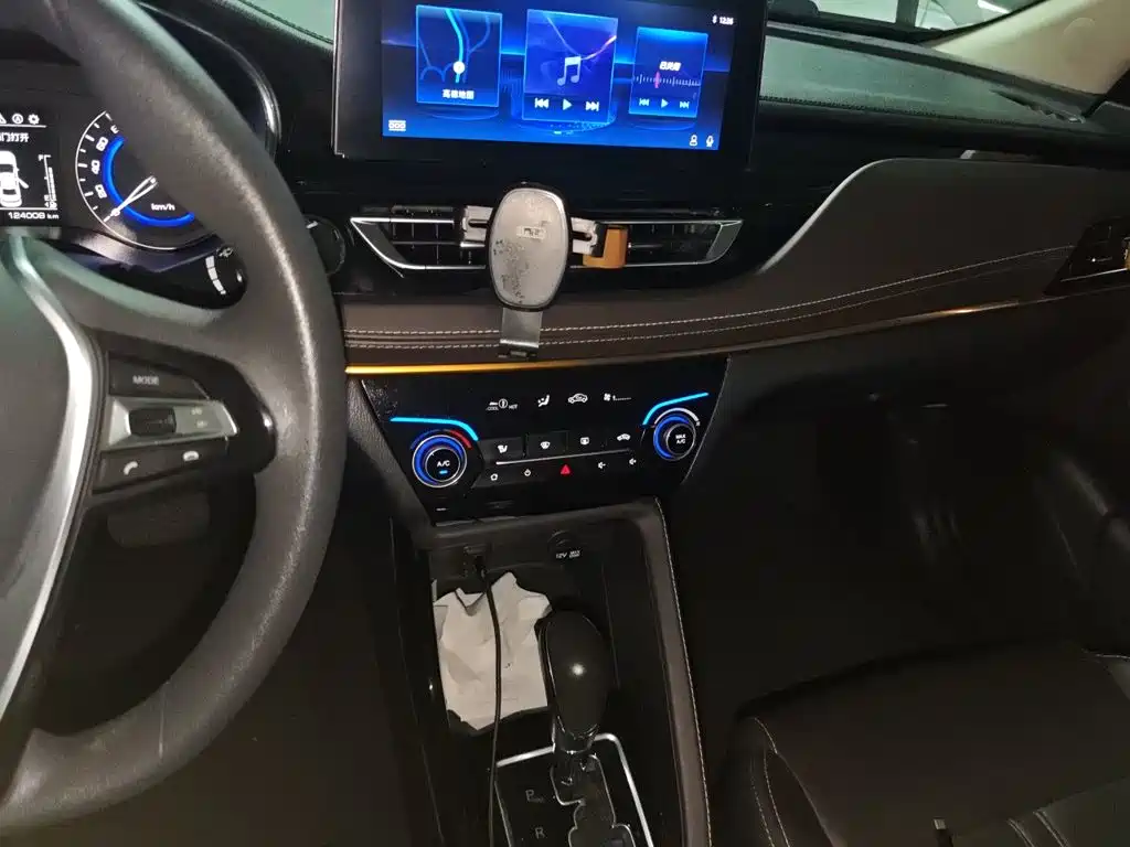 Changan Eado DT 2018 — фото 14