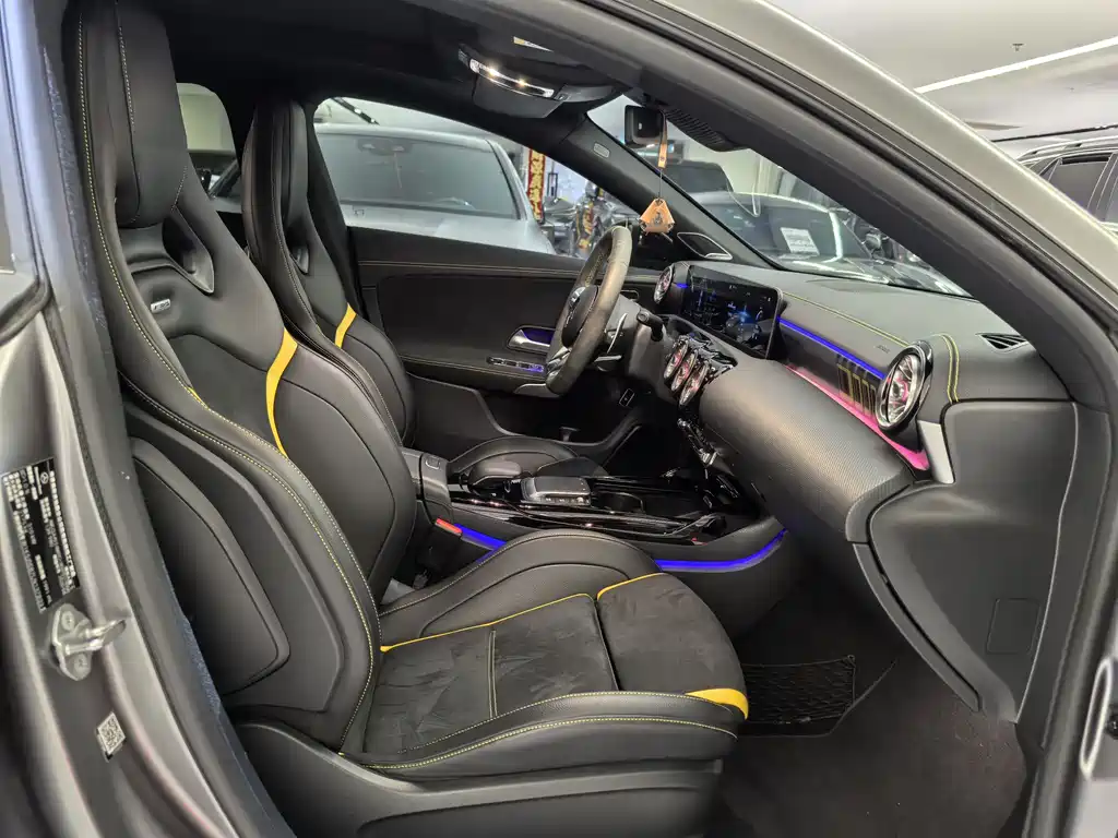 Mercedes-Benz CLA AMG 2020 — фото 13