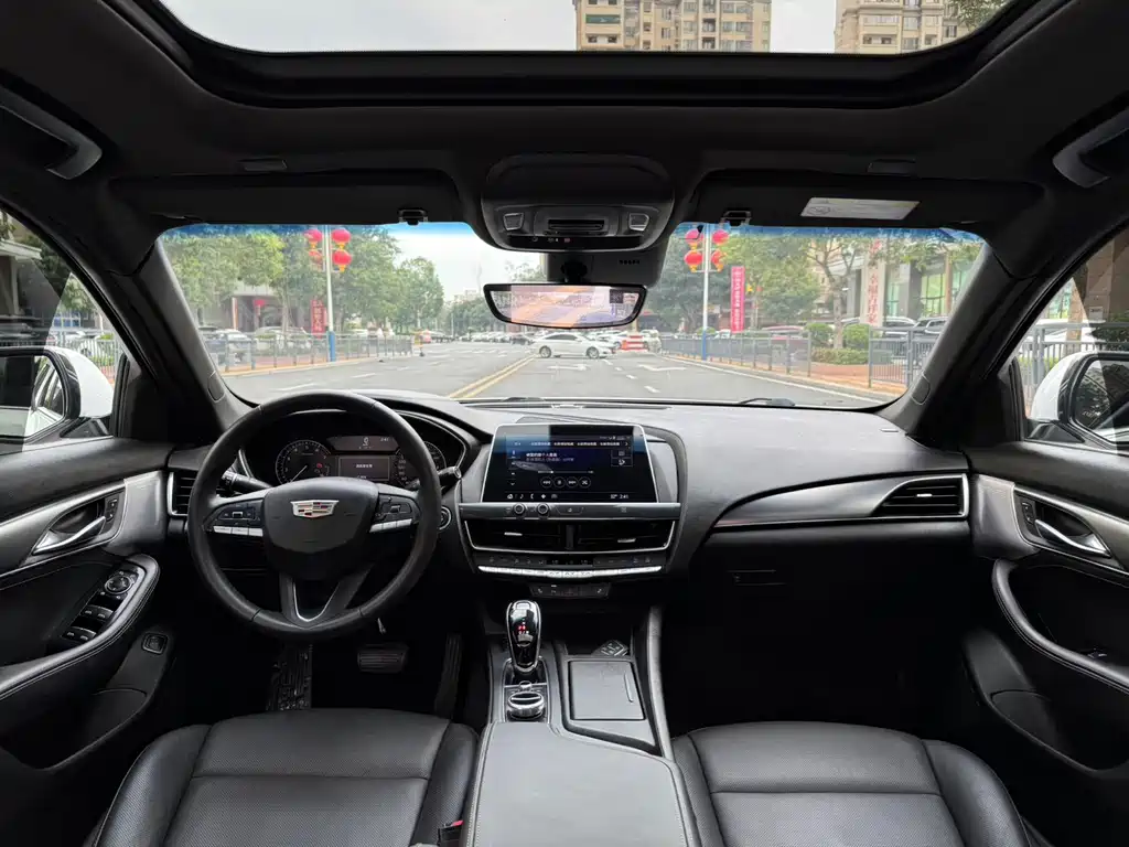 Cadillac CT5 2020 — фото 12