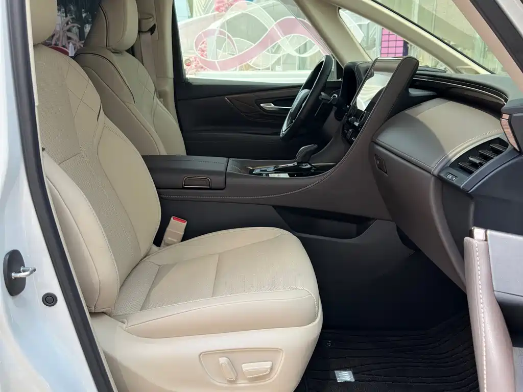 Toyota Vellfire 2024 — фото 13