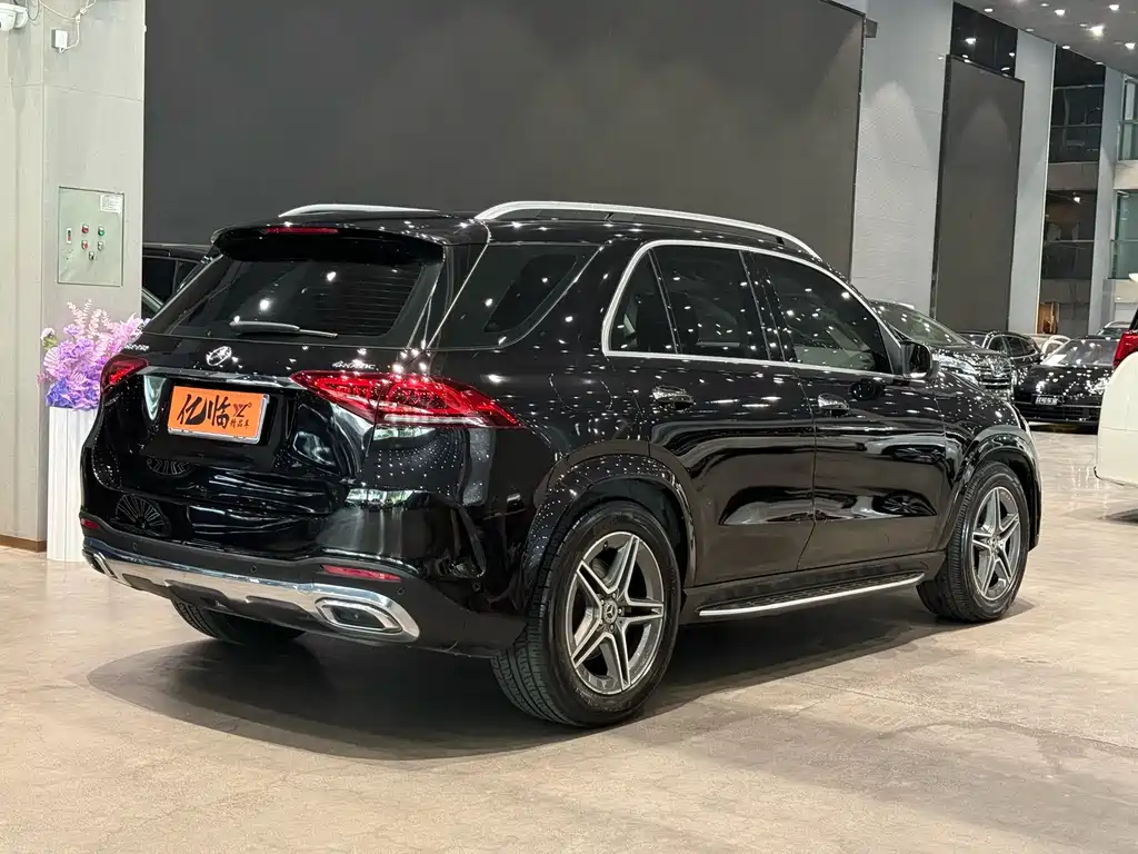 Mercedes-Benz GLE 2020 — фото 16