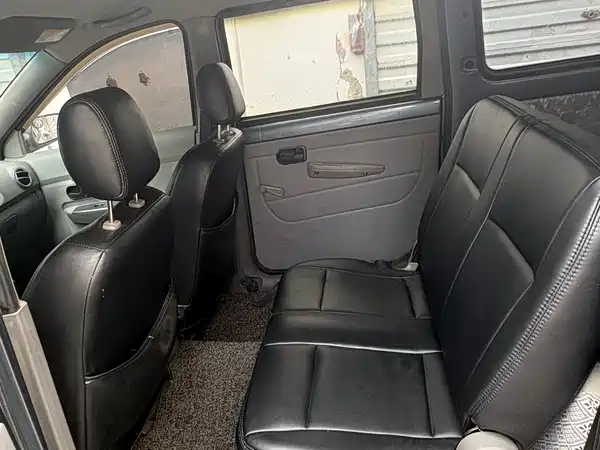 Wuling Hongguang 2013