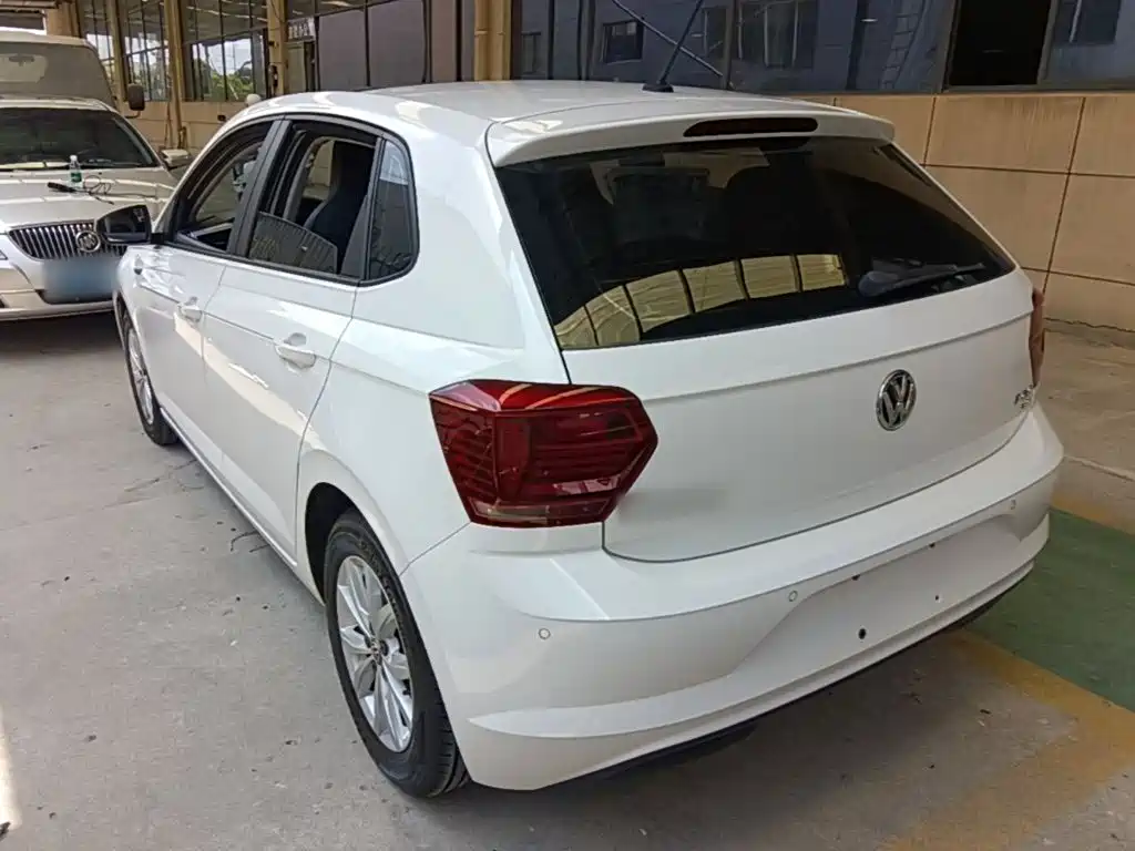 Volkswagen Polo 2021